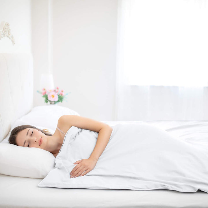 Beckasin Svalt Tyngdtäcke 7 kg Vit/Grå Bambusatin 300 tc – Oeko-Tex® Certifierad